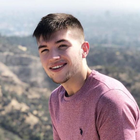 Meet your Posher, Sheldon - Picture 1 of 1